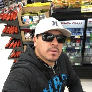 Meet your Posher, Misael